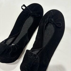 NWOT black velvet dance ballet flats size 6-6.5 or Small